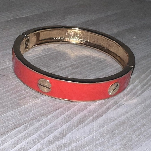 Orange “nailhead” bracelet - Picture 2 of 4